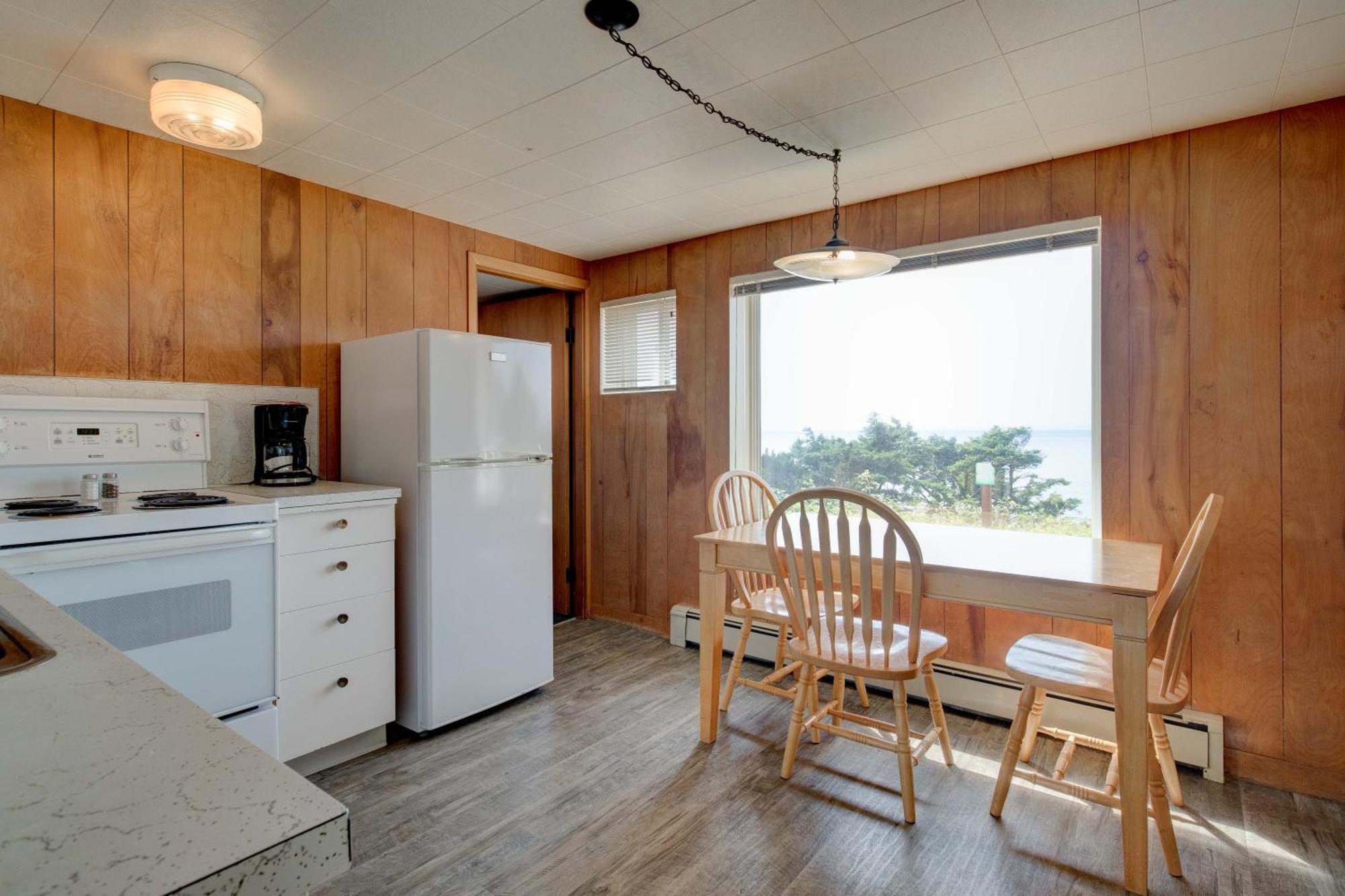 Ester Lee Oceanview Inn Lincoln City Buitenkant foto