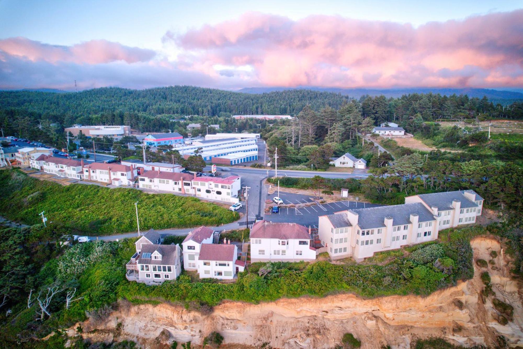 Ester Lee Oceanview Inn Lincoln City Buitenkant foto