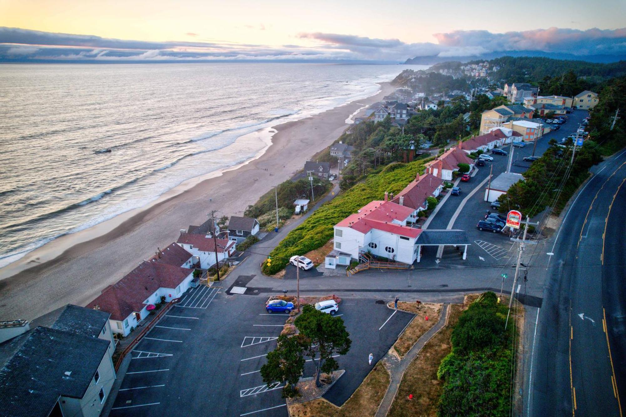 Ester Lee Oceanview Inn Lincoln City Buitenkant foto